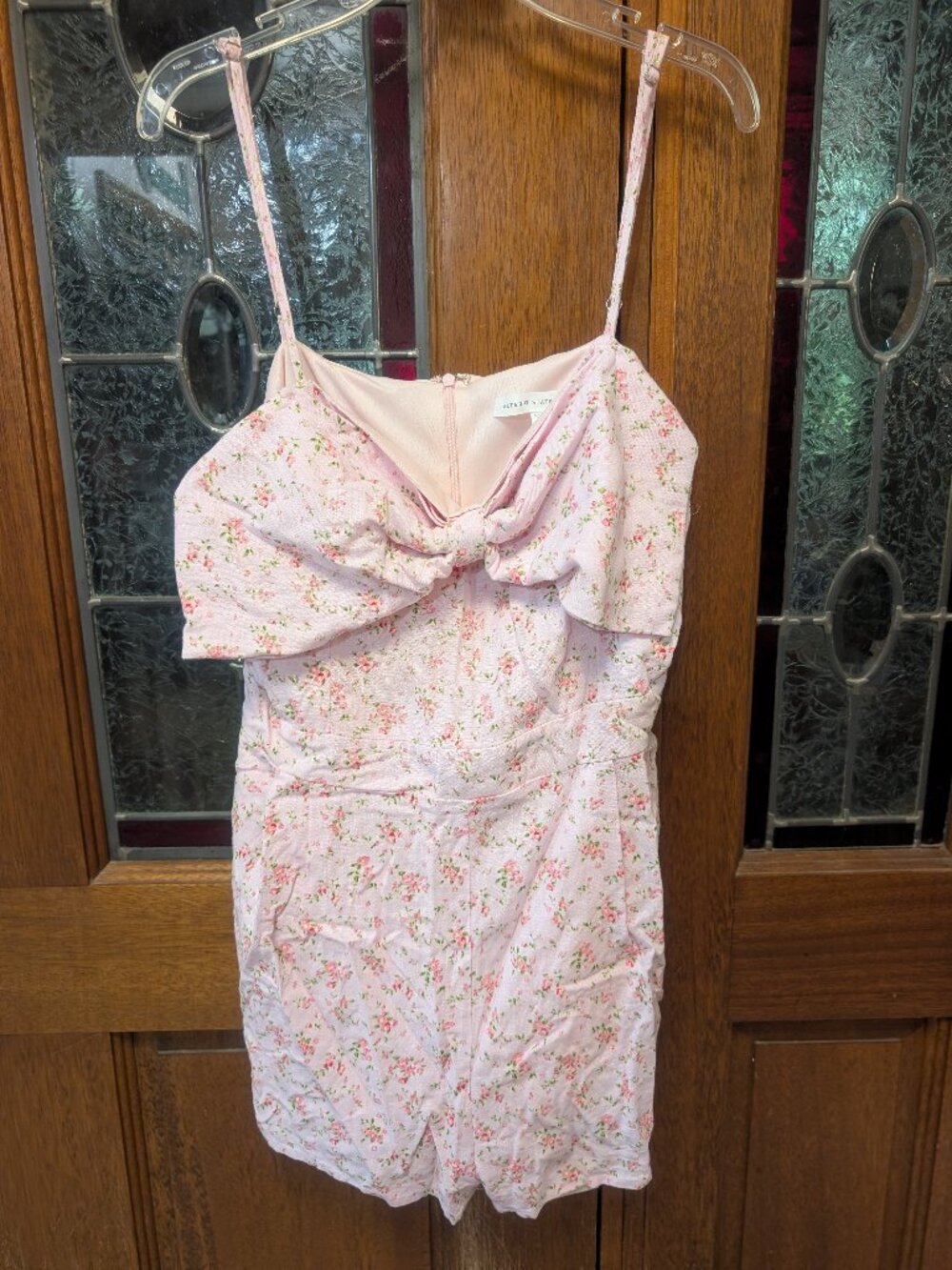 Womens spaghetti strap romper, size XLarge